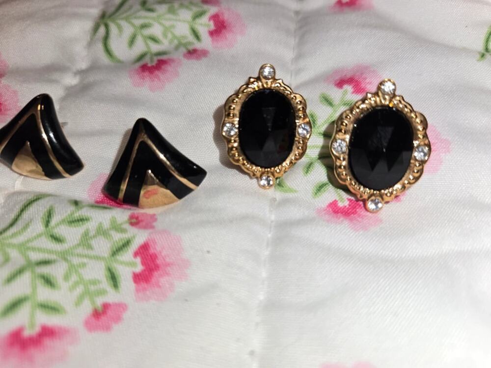2 pairs of vintage Avon earrings